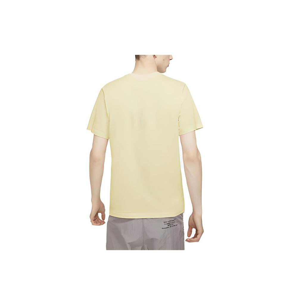 Men's Nike Small Round Neck Short Sleeve Yellow T-Shirt AR4999-113