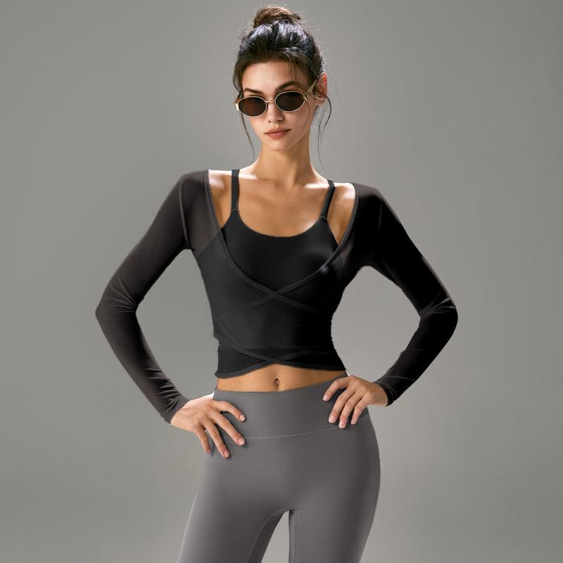 Women's Professional Yoga Set: Long Sleeve, Waist-Cinching, Slimming Two-Piece for Pilates with Chest Pads.