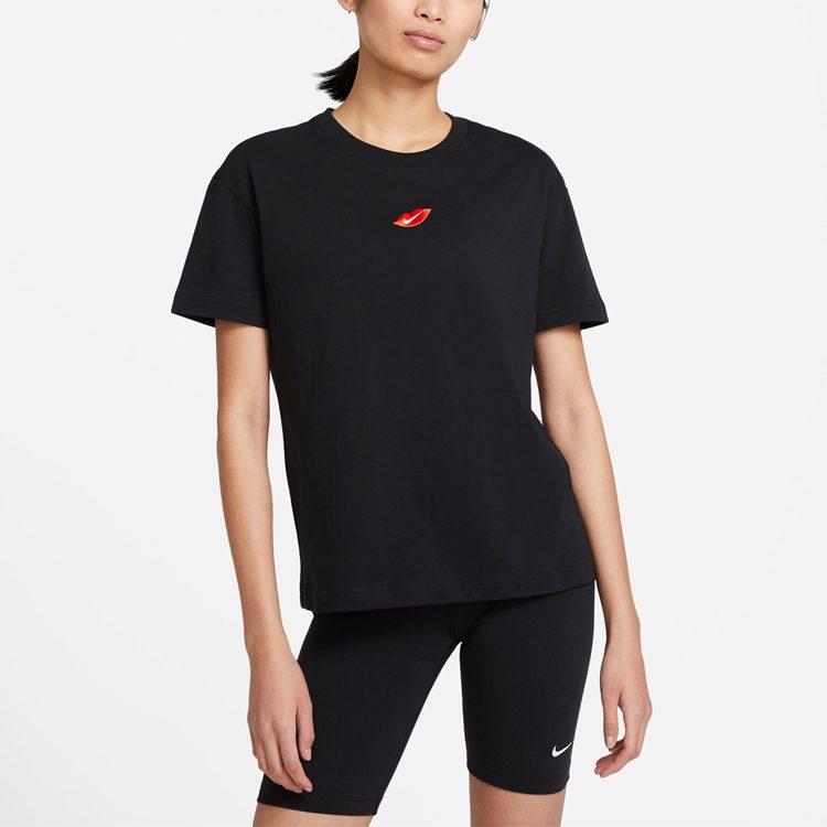 Nike T Shirts Women's Black Crew Neck Moderate Straight Fit DB9819-010