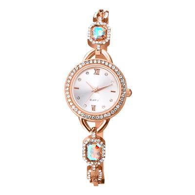 Cute Chain Bracelet Sparkling Roman Analog Stylish Quartz Fashion Watch In Gold or Silver A Perfect Gift for or Day Women's Watch Diamond, Numerals,