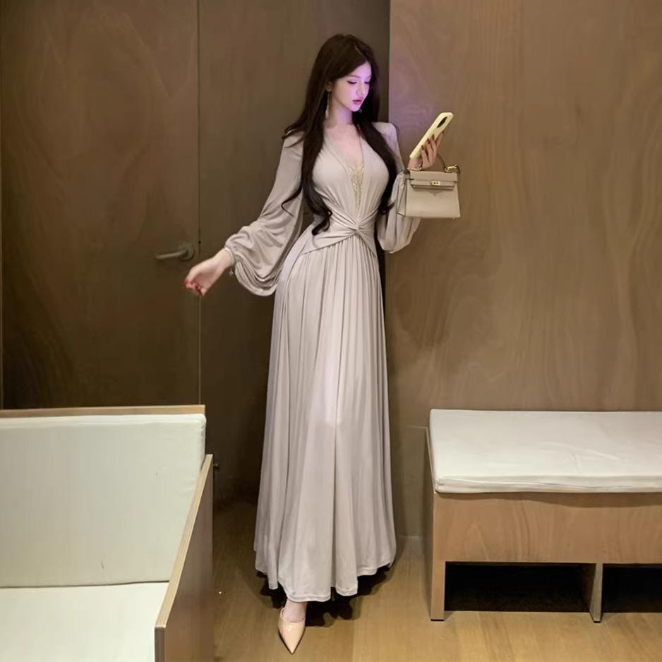 

Retro Sexy Collar Pure Lace Splicing Long-sleeved Dress, High-end Kinked Waist and Thin Long Dress Women L хакі