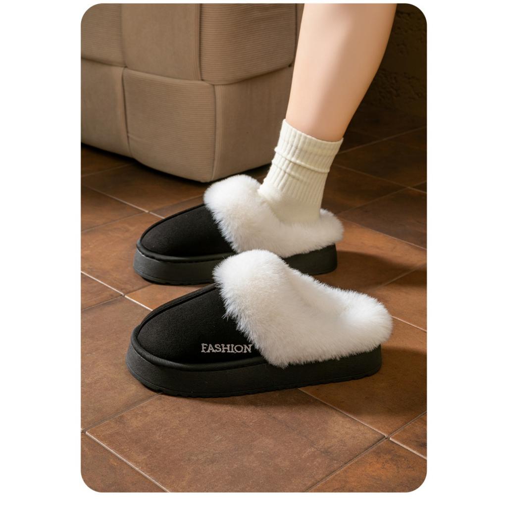 Thick and Warm Cotton Slippers with Added Velvet, Suitable for Women To Wear Outside In Winter. Soft Soled Plush Slippers for Home and Indoor Use