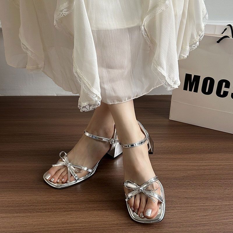 2025 New Summer French Roman Sandals Women's Super Fire Beautiful Versatile Not Tired Feet Wear with Skirt High Heels