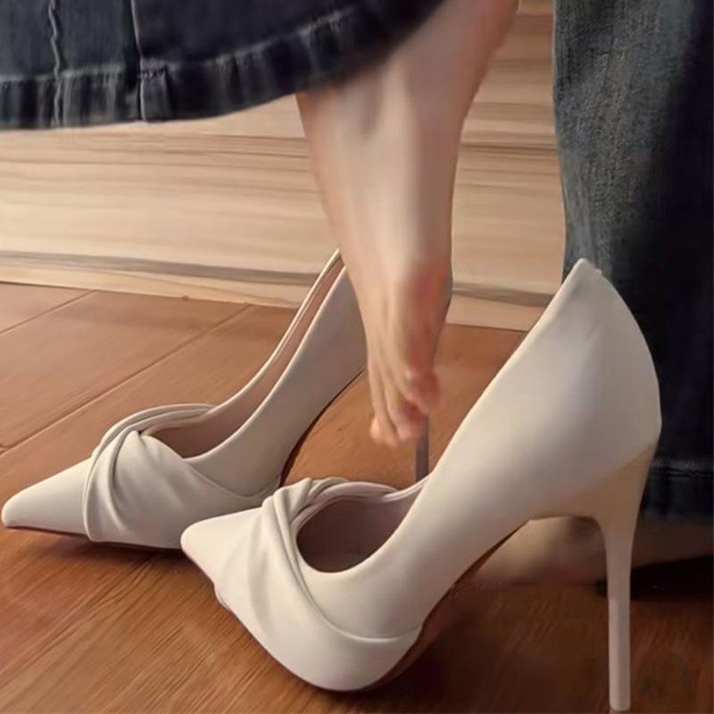 French Beige Simple Atmosphere Pointed Thin Heel High Heels Women's New Celebrity Elegant Professional Single Shoes Women