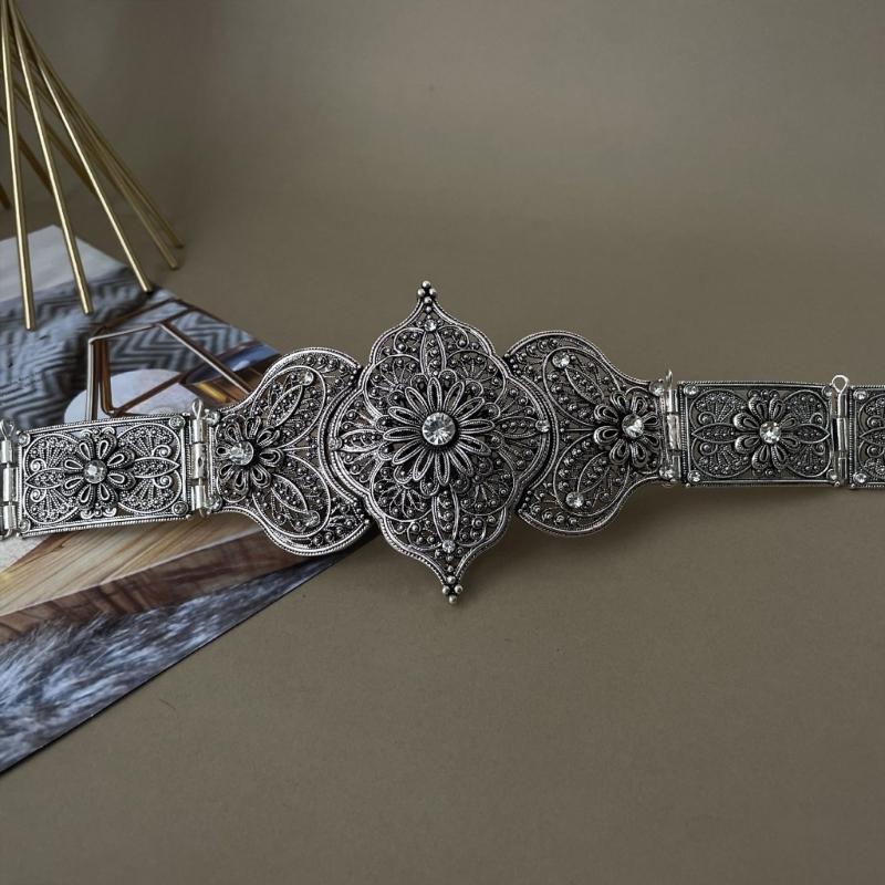 Luxurious Crystal Waist Belt Stylish for Stage Dance Music Festival Jeans Dress Belt Body Jewelry Chain Metallic Wedding