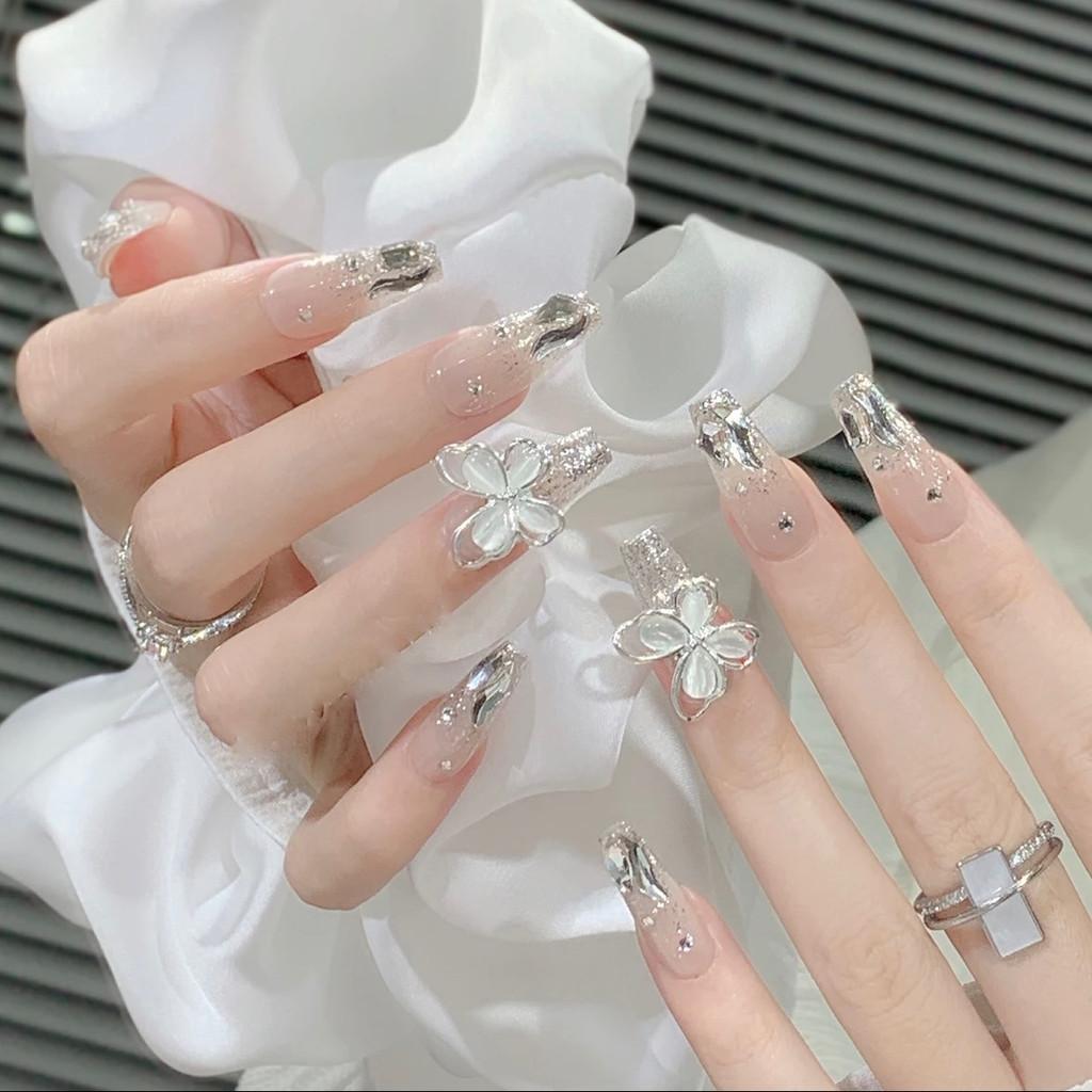 Trendy Handmade Nail Stickers With Leopard Print And Shiny Stars