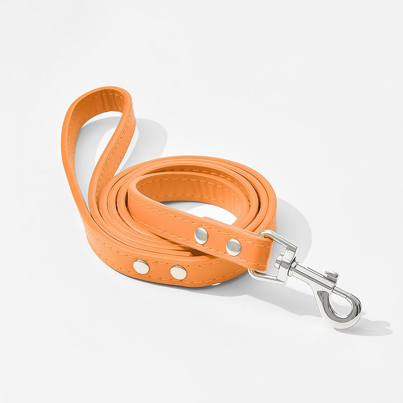 Colorful Soft Leather Pet Leashes with Alloy Buckle Fashional Skin-friendly Durable No-tangle Leash for Dogs Pets Accessories