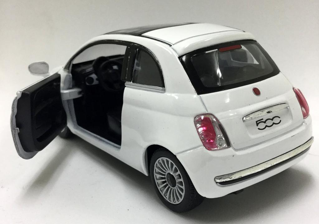 KiNSMART Scale 2007 FIAT 500 Diecast Model Car 1/28 Pull-Back (White)