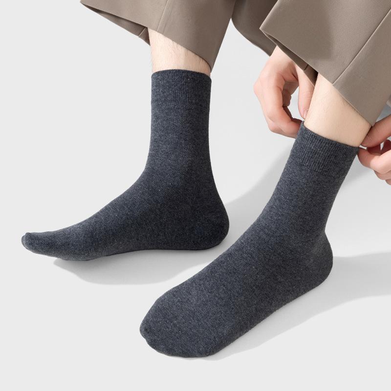Solid Color Short Socks, Cotton Socks, Mid-calf Socks, Thin Sports Long Calf Socks for Men In Autumn and Winter Are Versatile