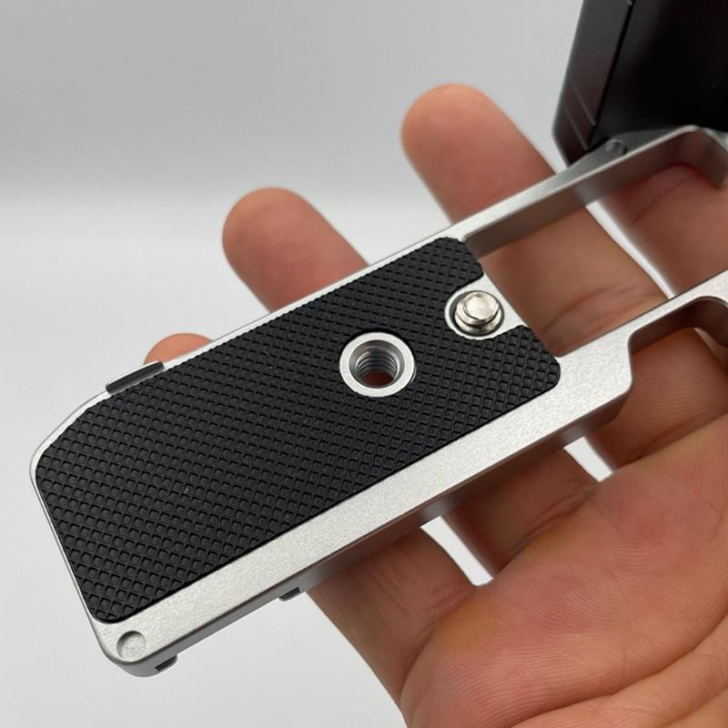 Quick Install Metal Camera Handle Grip For Multiple Models Ergonomic Design Improved Battery Life Aluminum Construction