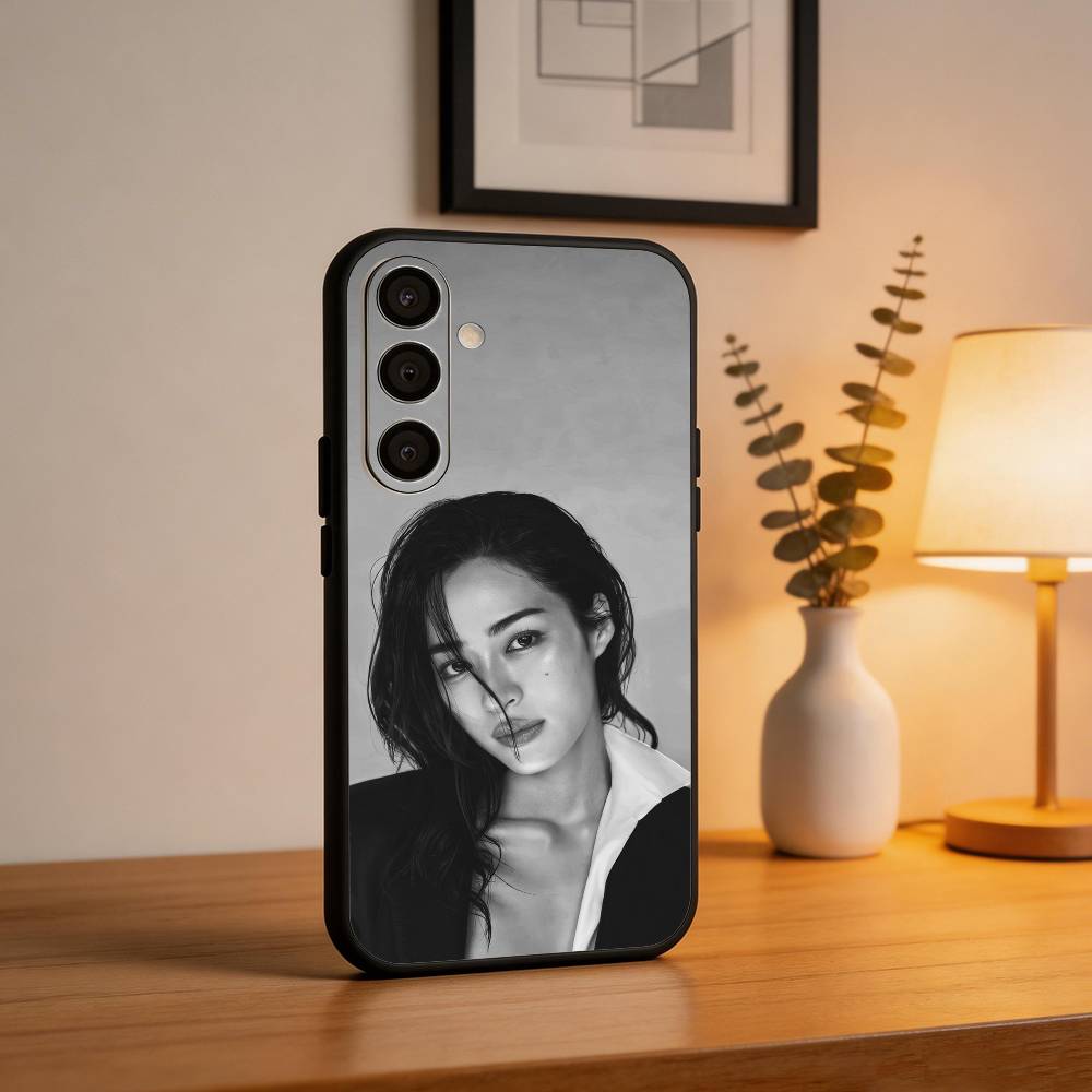 Actress L-Lingling Kwong Phone Case For Samsung A73,72,71,A52,51,40,41,A22,A32,31,A13, Soft Black Shell