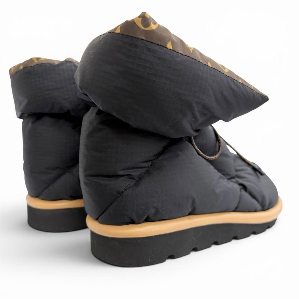 Great LOUIS VUITTON Short Boots Monogram Snow Boots Black Women 38 Used
