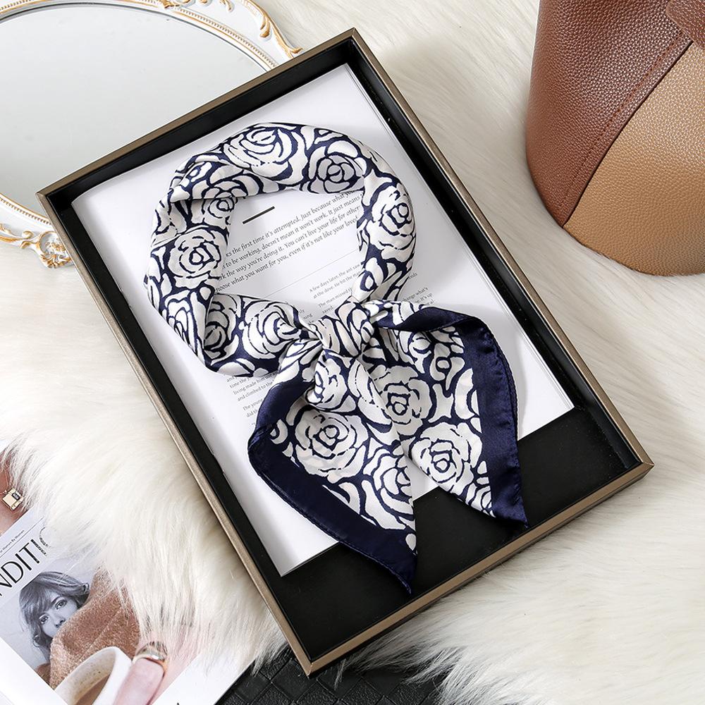 Camellia Flower Simple Silk Scarf Female Shanghai Story Thin Mom High-End Small Square Scarf Scarf