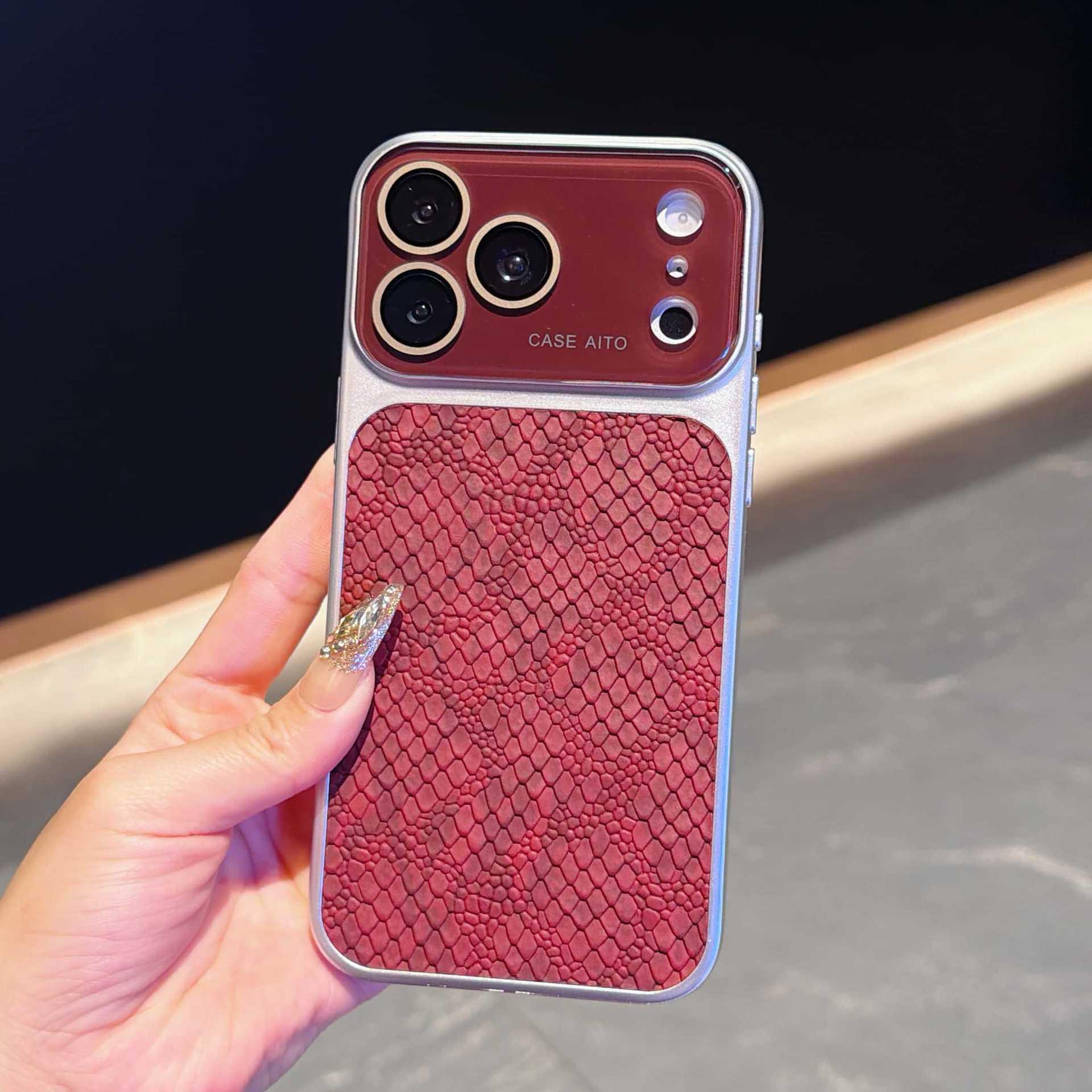 

Crocodile Pattern Lens Protective Cover for iPhone 17 Pro Max with Instant Large View Window 14 вино красного