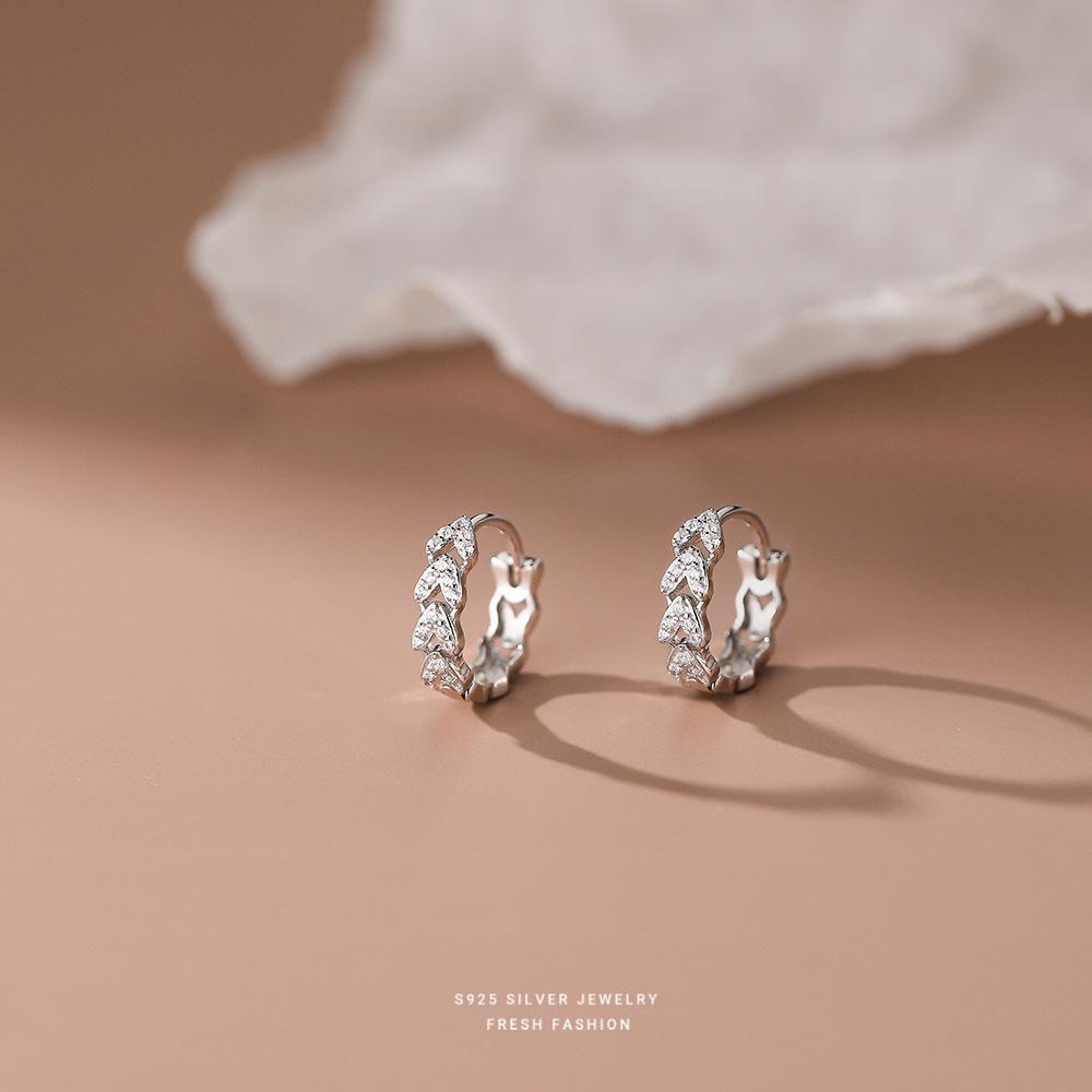 

925 Sterling Silver Exquisite Inlaid Zircon Leaf Earrings for Women Temperament Jewelry Accessories срібний