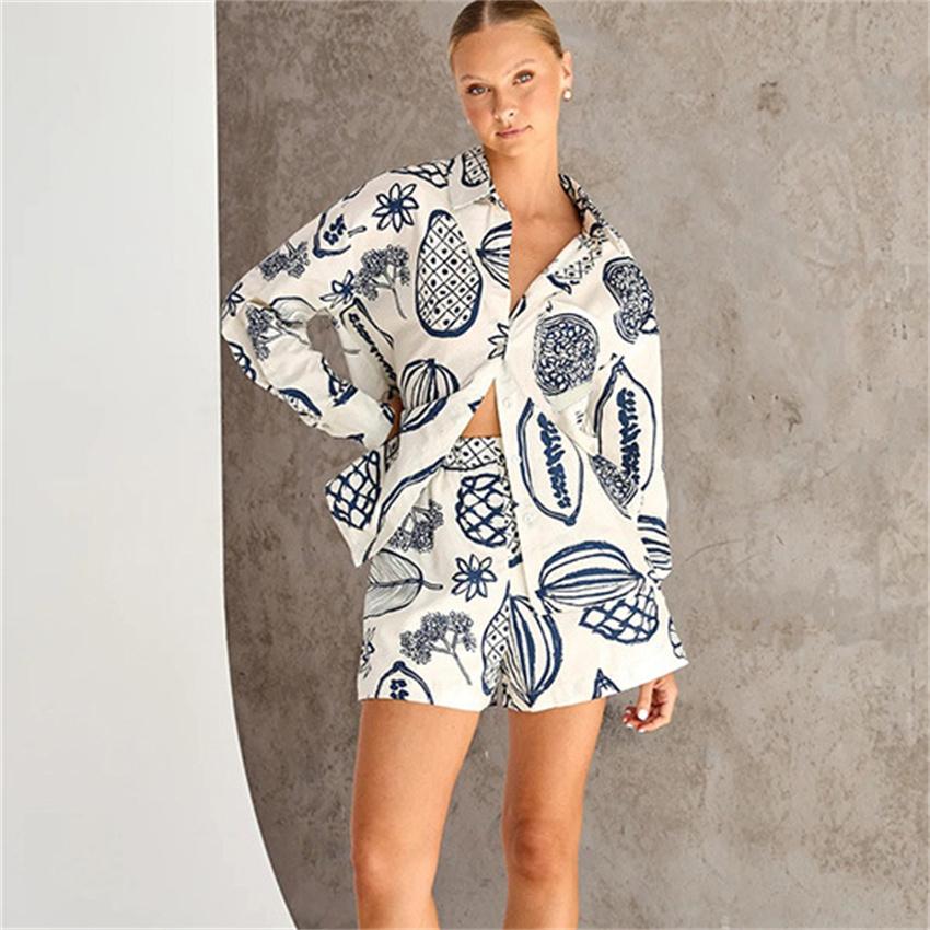 

Женский весенне-летний комплект из двух предметов: рубашка с отложным воротником и длинными рукавами, кардиган, повседневный комплект с широкими шортами и принтом фруктов, размер S-XL XL белый