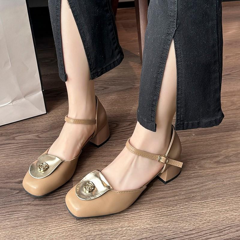 Soft Leather Version French High Heel Sandals Women Summer New Style Beautiful Match Skirts Roman Shoe Style Leisure Footwear