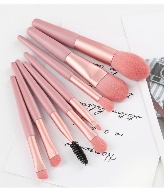 Macaron Series Mini Makeup Brush Set - 8 Portable Soft Bristle Tools for Eyeshadow