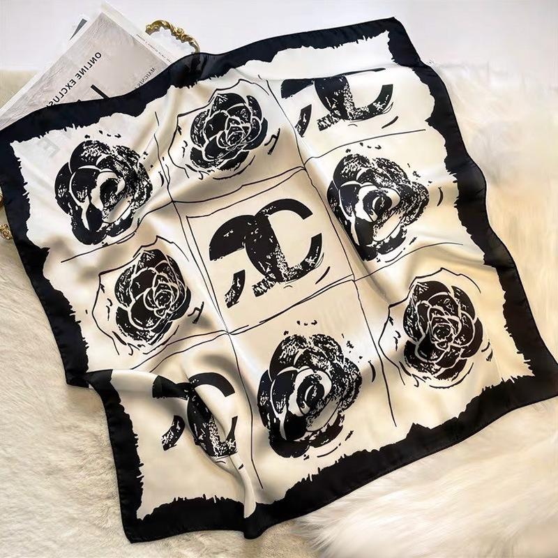 70Cm Small Fragrance Style Scarf, Women S Simulated Silk Rose Printed Square Scarf, Fashionable And Versatile Shawl Headscarf
