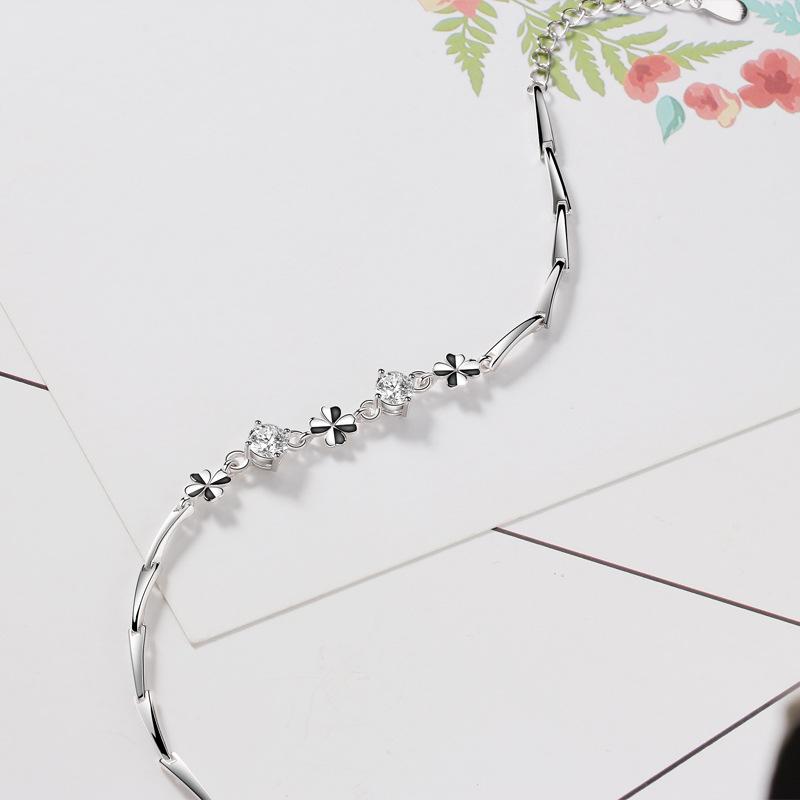 Original Diamond-free Four-leaf Clover Bracelet Korean Version of Simple Niche Design Bracelet Fresh and Light Luxury Bracelet