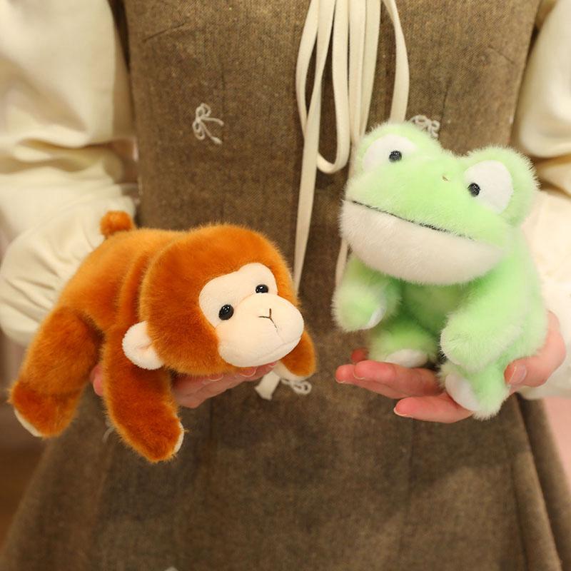 1Pc 20Cm Kawaii Lying Raccoon Koala Panda Polar Bear Frog Peluche Toy Lovely Sloth Monkey Capybara Lion Plushie Doll Decor Gift