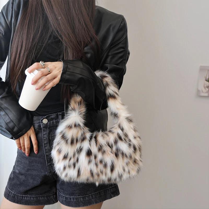 Leopard Plush Women's Hobos Underarm Bag Y2K Hot Girls Furry Clutch Shoulder Bags Luxury Faux Fur Female Fluffy Small Handbags