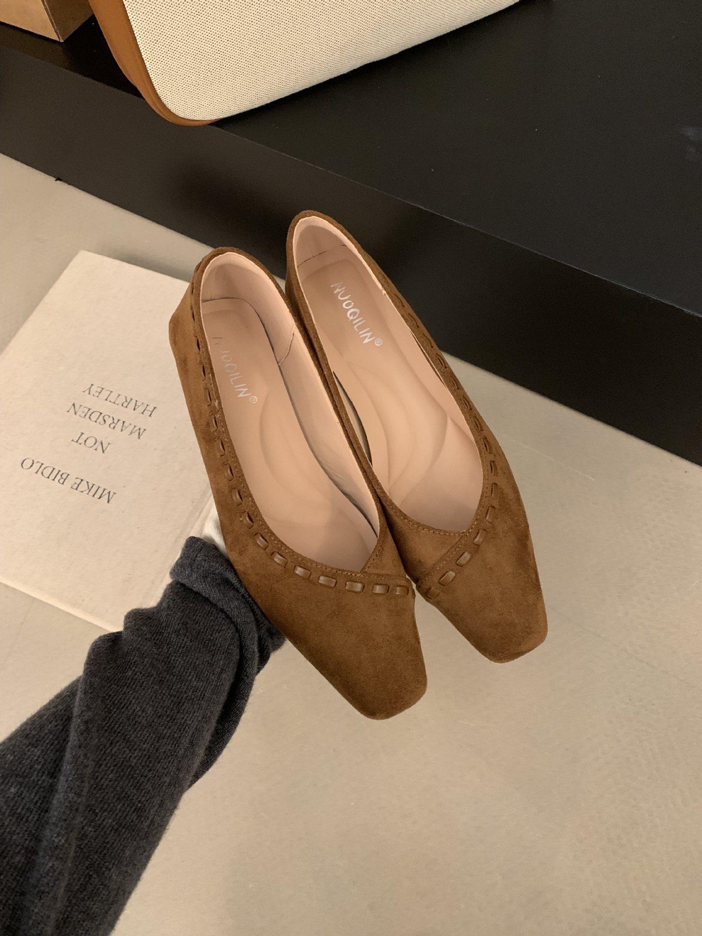 

Thick heel single shoes fairy fairy 2025 new shallow mouth work one pedal low heel Mary Jane shoes 39 темно-коричневого