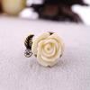 Ring Rose Leaf Elegant Vintage Women Rhinestone Ring for Dating