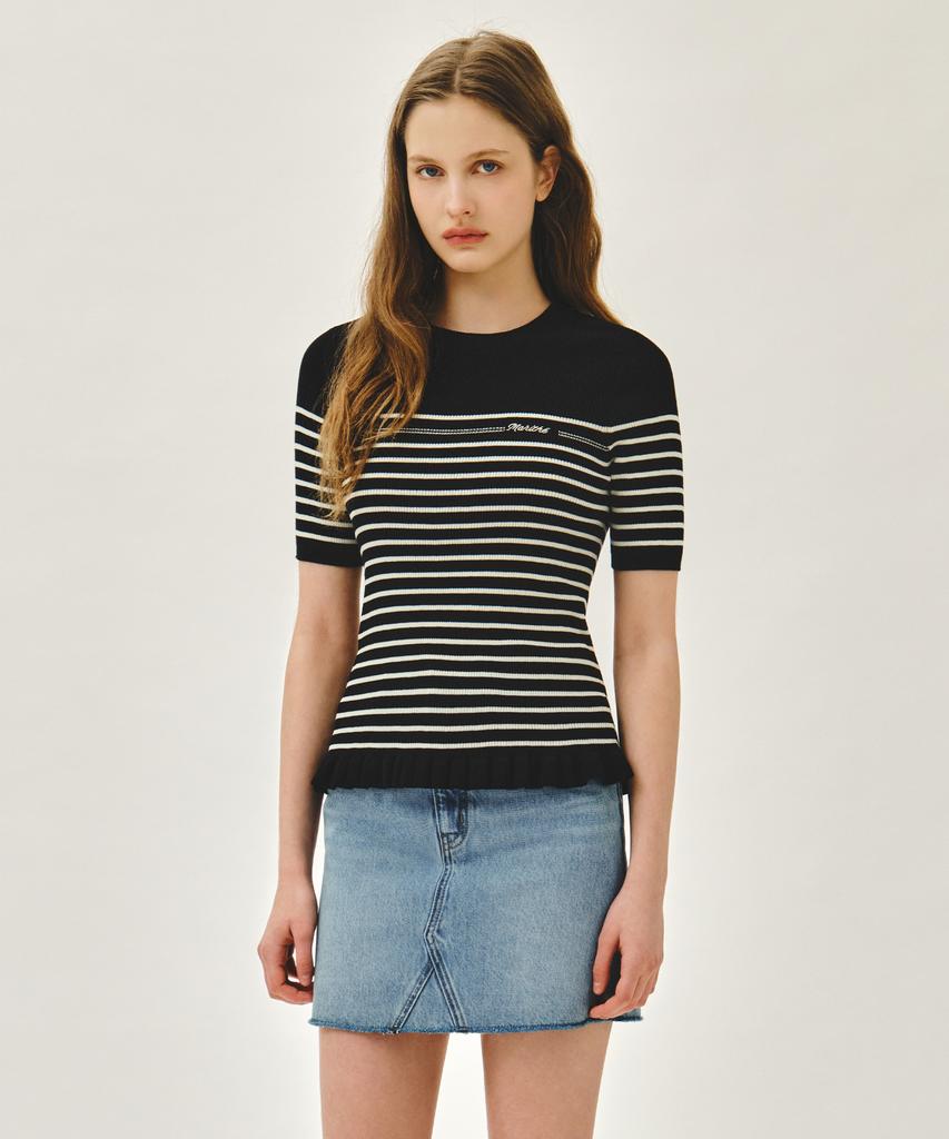 Malittepeulangsowajeobeo W Ruffle Point Stripe Half Knit Pullover Black