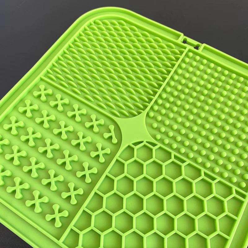 Silicone Pet Slow Feeder Mat with Suction Cup - Non-slip Licking Plate for Dogs and Cats