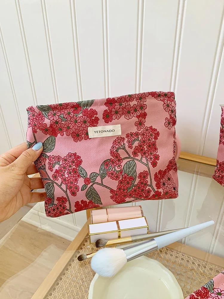INS Style Vintage Flowers Cosmetic Bag Portable Hand Cosmetic Bag Travel Out Toiletries Storage Bag Makeup Tools Storage Pouch