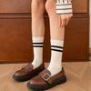 Damen Herbst und Winter Warme College Wind Vertikale Streifen Zwei Streifen In der Röhre Stapelsocken