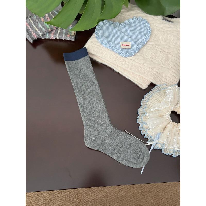 Ladies Spring and Autumn Vintage Variety of Collision Color Boneless Calf Pile Pile Cotton Socks