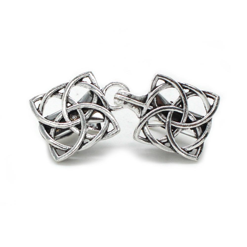 Vintage Double Buckle Sweater Clip - Fashion Hollowed Waist & Scarf Accessory for Women