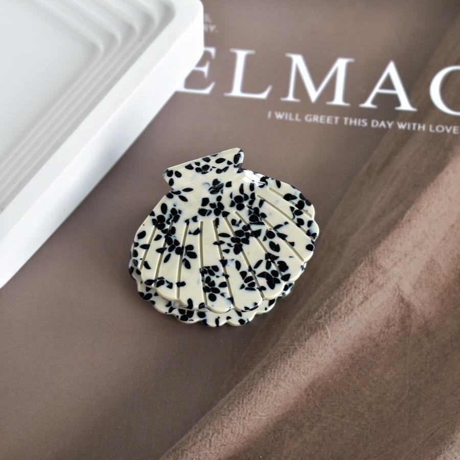 Unique Korean Hair Clips for Women Small Colorful Originality Shell Shape Hair Claws, Acetate Material Hair Accessories