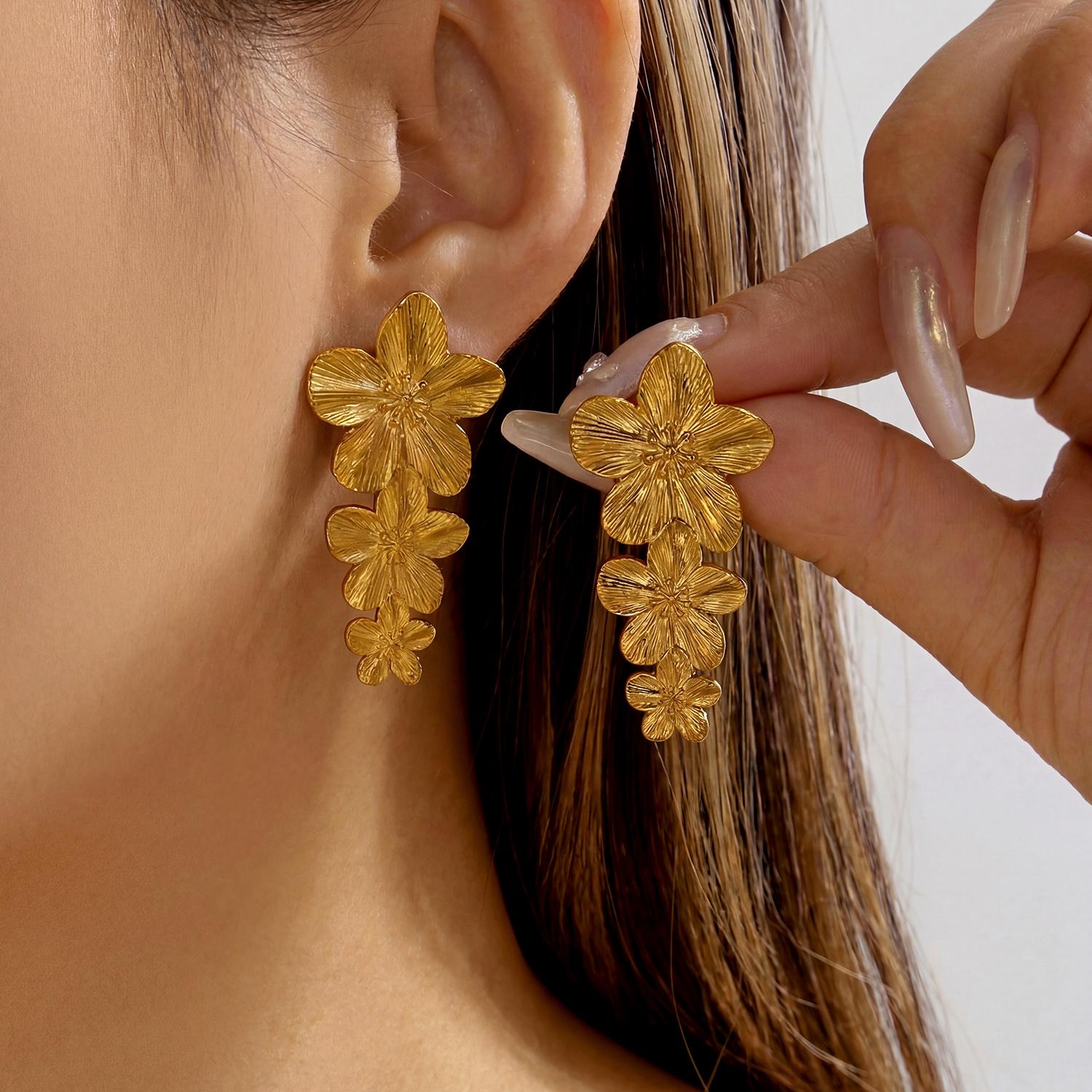

Elegant Triple Flower Drop Earrings for Women Gold Color Floral Dangle Statement Jewelry for Wedding Guest Bridesmaid Party