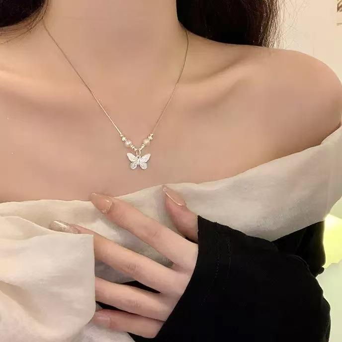 Light Luxury Niche Design Temperament Blue Full of Diamonds and Water Droplets Pearl Collarbone Chain Female Sweet Simple Versatile Neck Chain
