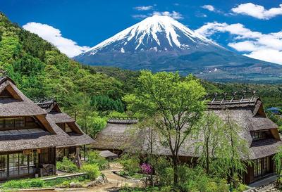 In Beverly Jigsaw The Majestic Mount Fuji and the Village of Healing X 38 [Made Japan] 300-piece Puzzle (26 Cm) 300-094
