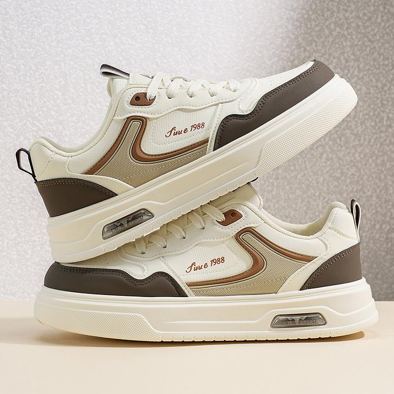 Men 's Casual Four Seasons Fashion Skateboarding Students Comfortable Sneakers Boys Trending Soft Sole Breathable Shoes