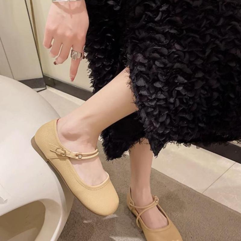 Spring summer new flat shoes with soft sole simple comfortable breathable versatile suitable for daily casual wear