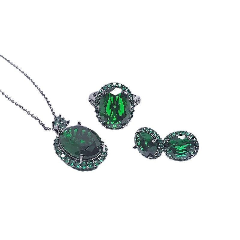 Dark Red Corundum Jewelry Three-Piece Set, Black Gold High-End Green Stone Pendant Necklace, Colorful Blue Diamond Stud Earrings.