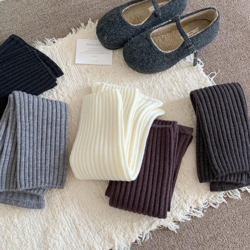 Sock Cover Women's Fall/winter Vertical Stripe Small Round Toe Basic Pile-up Sock Knitted Woolen Sweater for Warmth and Protection of The Lower Legs