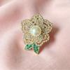 Trendy New Flowers Women Brooch Luxurious High-End Floral Pearl Pins Fashion Female Party Coat Dress Scarf Accessories Jewelry