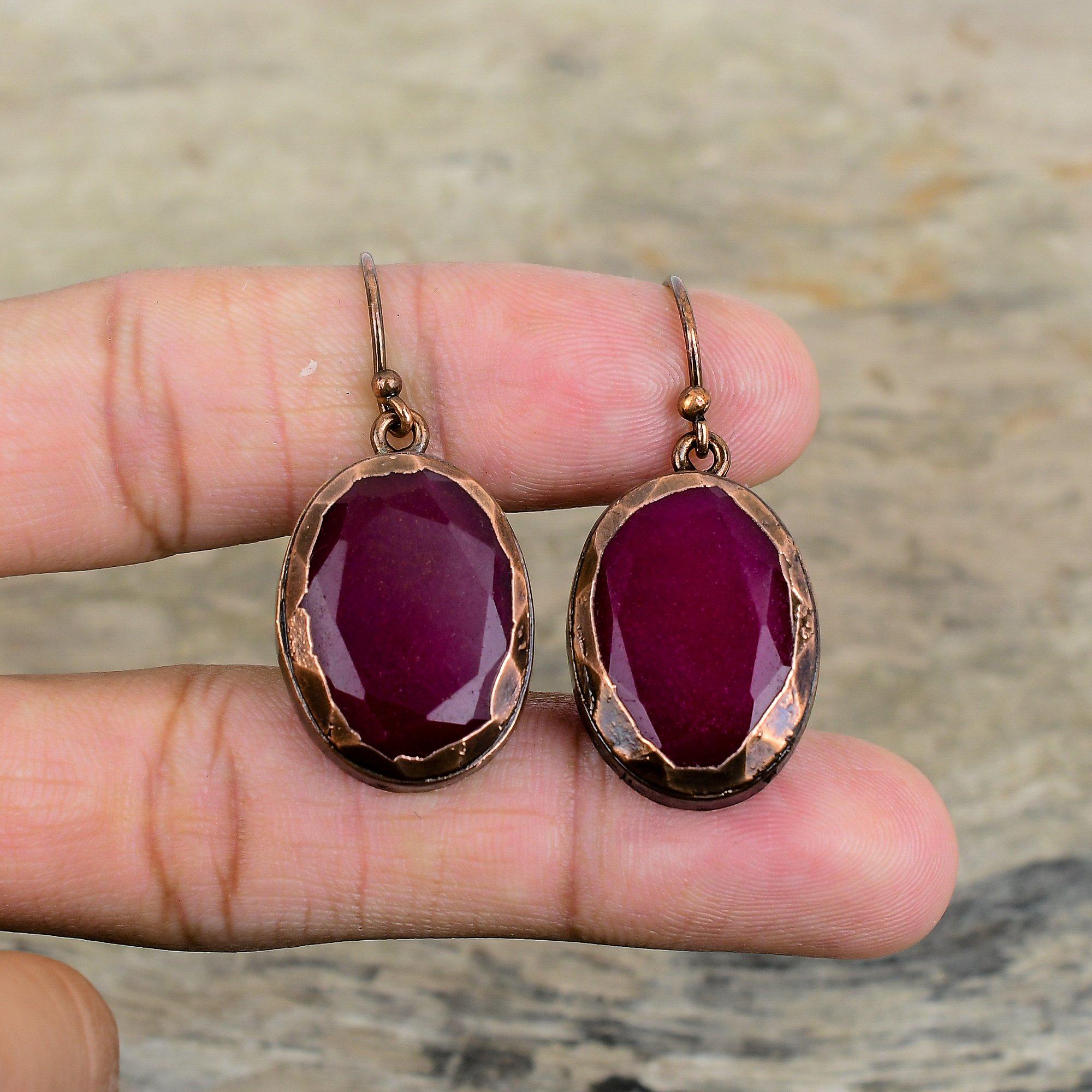 

Серьга с ограненным кашмирским рубином, серьги из электроформованной меди, женская серьга, драгоценный камень, медные украшения, ручная работа, уникальный стиль, серьги, подарки для нее