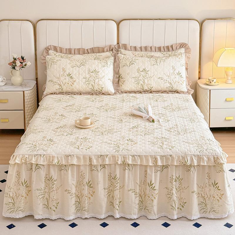Thickened Pure Cotton Padded Bed Skirt Bedspread Cotton Padded Ruffle Edge Protection Non-slip Pillowcase Bedspread Cover