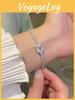 Elegantes quadratisches Zirkon-Kupferarmband für Damenmode und Pendler-Accessoires