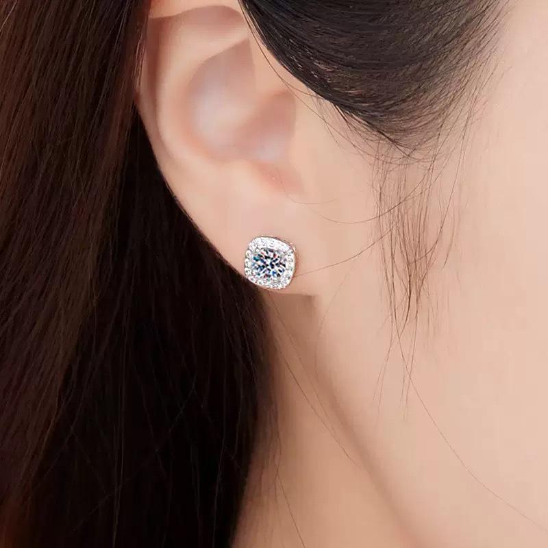S925 Sterlingsilber Moissanit Quadratische Steckerohrringe für Damen – Einfaches Geometrisches Design