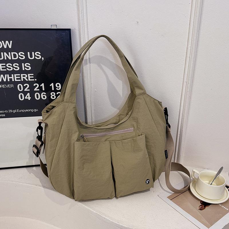 Tote bag Large capacity short trip bag Outdoor sports handbag Women's light commuter casual versatile oblique span bag
