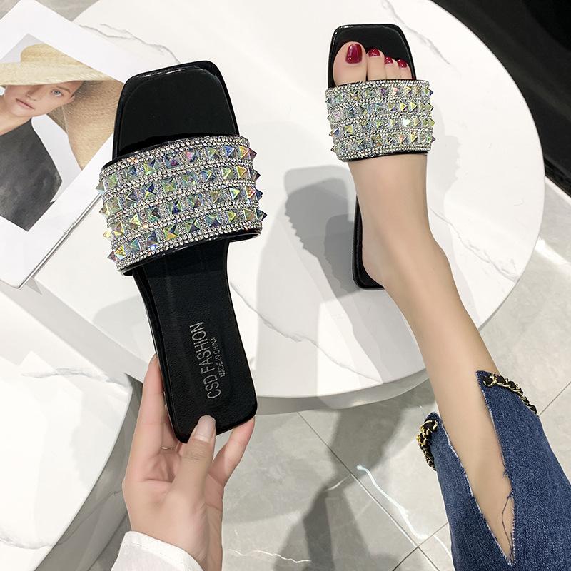 Slippers women's large size 2023 summer new Korean version fashion rhinestone one-word drag wear flat bottom beach slippers