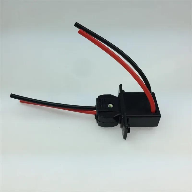 Electric tricycle charging socket water battery car charging socket plug male and female plugs and sockets